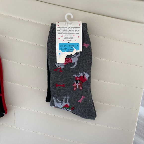 Women’s Socks - Picture 2 of 2